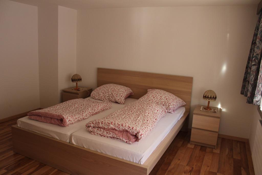 Ferienwohnung Silberdistel, Saastalstrasse 178 Pokoj fotografie