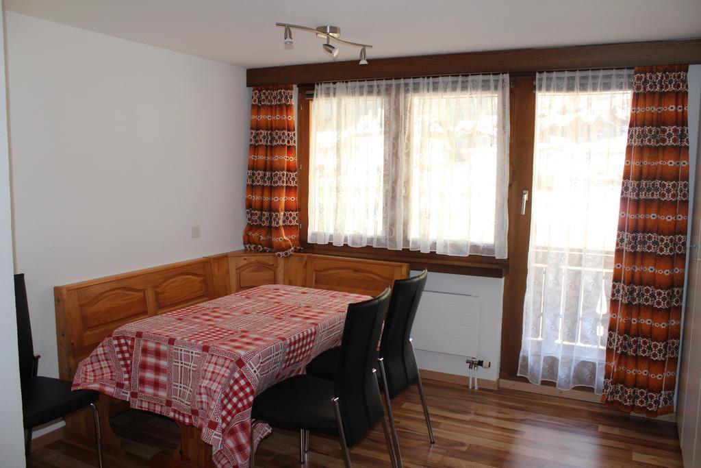 Ferienwohnung Silberdistel, Saastalstrasse 178 Pokoj fotografie